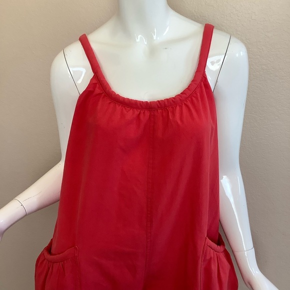 Stylish Red Jumpsuit for Women - Picture 4 of 9